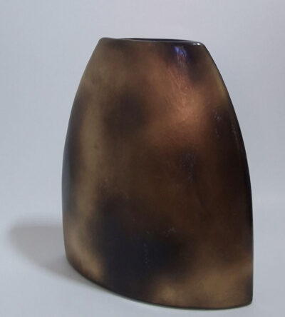 Gold metallic vase with black details